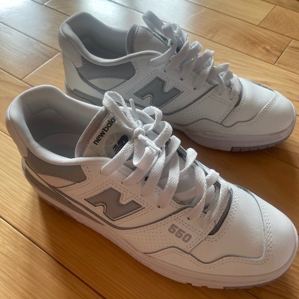 New Balance 550 White and Gray Athletic Shoes